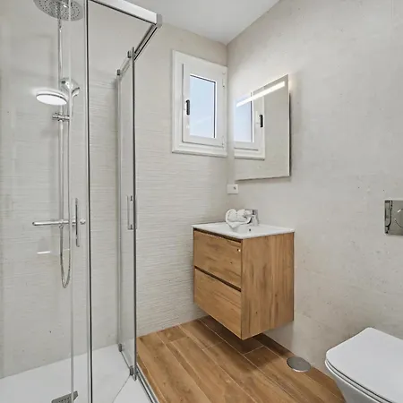 Duplex C8 بيت للعطل *